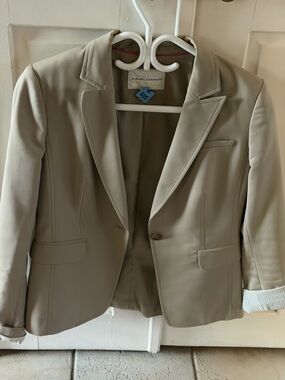 Banana Republic Men's Light Taupe Blazer - Single-Breasted Sport Coat